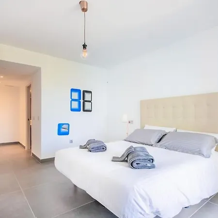 New Modern Elviria, Mairena Pool Bbq&views Villa