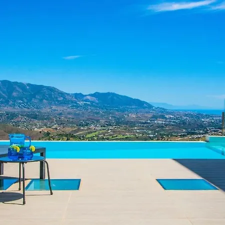 Weforyou La Mairena Villa Marbella