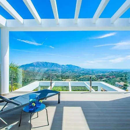 Villa Weforyou La Mairena Marbella